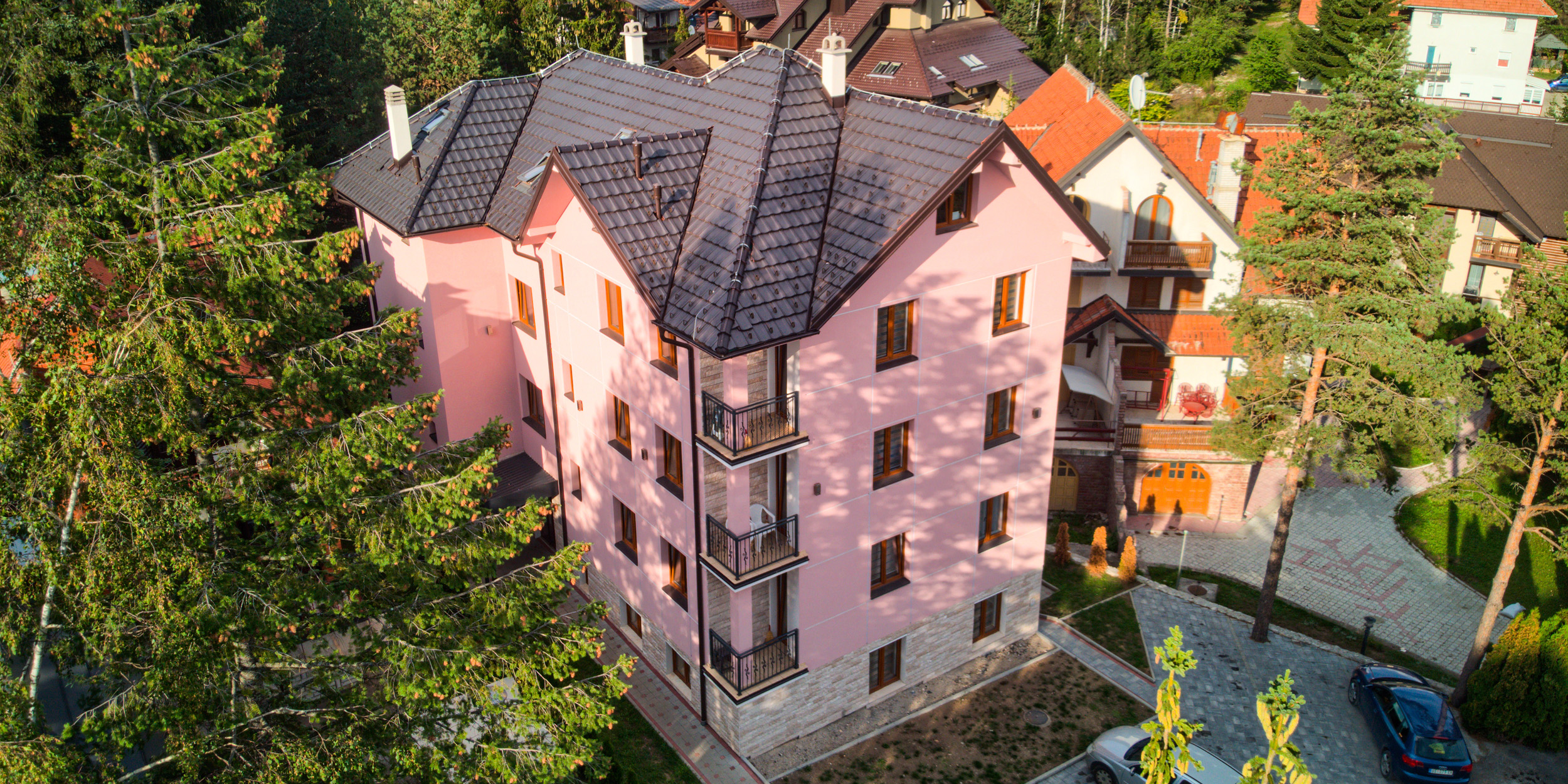 Vila Meridijan, povoljne cene izdavanja apartmana na Zlatiboru